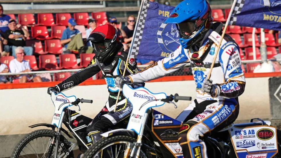 Anton Karlsson och Linus Sundström i Heat 4.