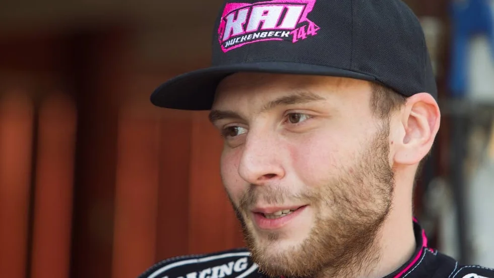 Kai Huckenbeck gör sin första match i elitserien mot Rospiggarna.