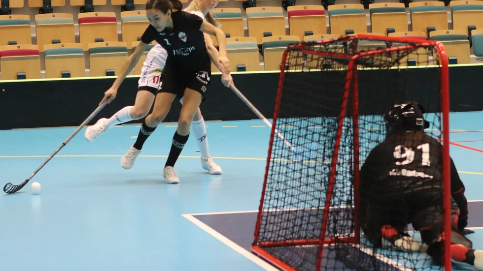 Angelica Högberg, prickade in segermålet när FBC-damerna tog andra raka segern mot Älvsjö.