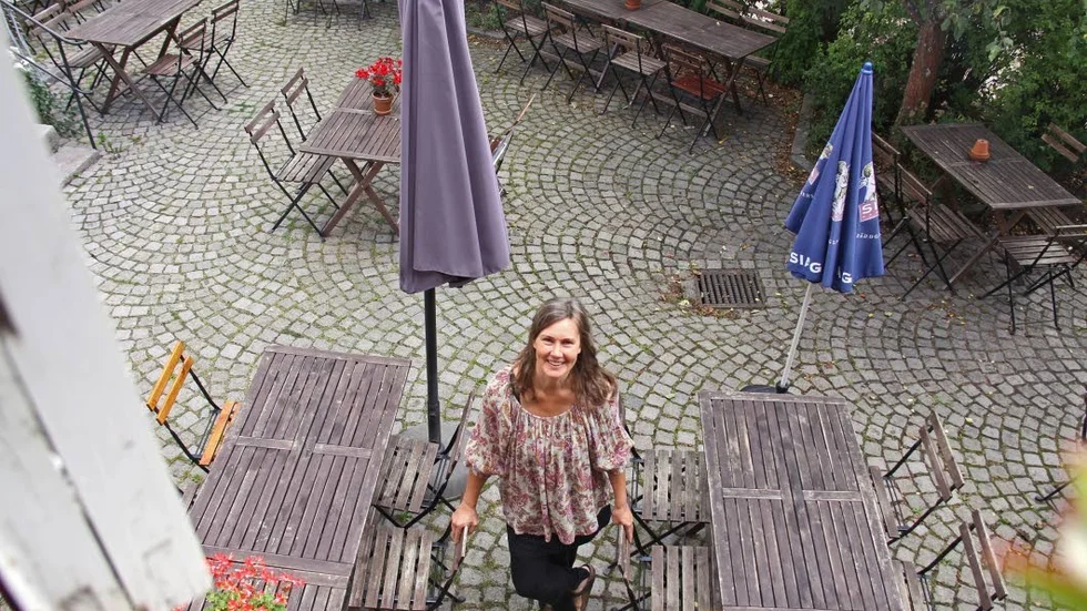 Slutar.  Maria Lindgren driver kaféet och museet till den sista oktober.