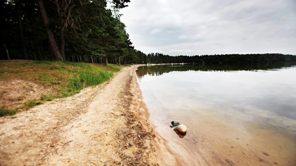 Det blir ingen breddning av stranden i Pariserviken.