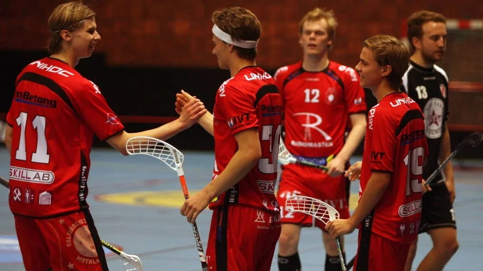 SEGERJUBEL. Solfjäderstaden vann klart borta mot IBF Norrköping på fredagskvällen.