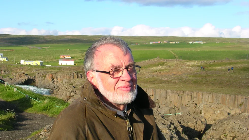 Lárus Jónsson.