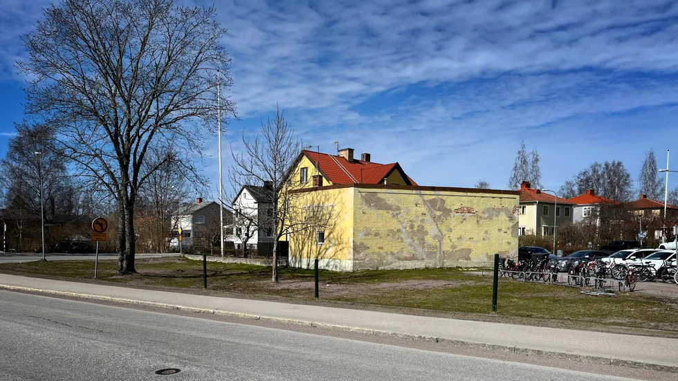 På den här tomten, mittemot Sibylla, vill ett företag nu undersöka möjligheterna för att bygga nya hyreslägenheter.
