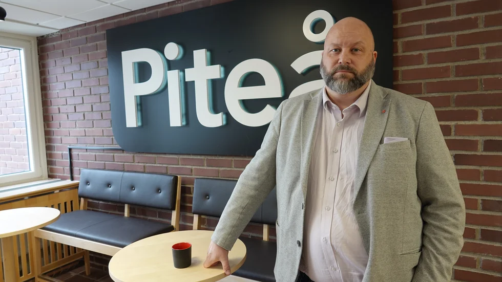 Patric Lundström (S), kommunalråd Piteå, gav Älvsbyns kommun rådet att undersöka att bygga ett särskilt boende i egen regi. (Arkivbild)