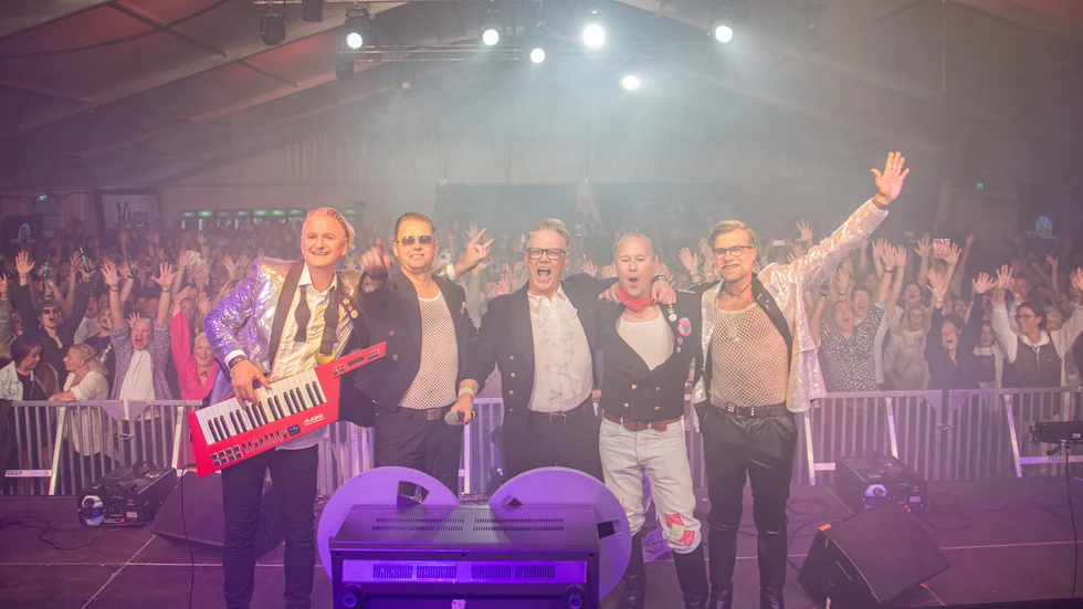 Från vänster syns Patrik Holm Thisner, Henrik Wästfelt, Magnus Carlsson, Micael Simonsson, Patrik Perslow
