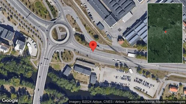 Varnar för älg på vägen på väg 35