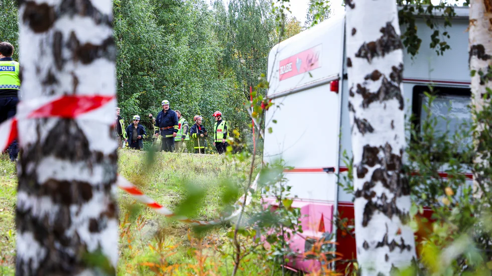 Trafikolyckan utanför Tärendö kan nu leda till ett rättsligt efterspel. Lastbilschauffören misstänks för att ha girat in för tvärt framför husvagnsekipaget vid omkörning.