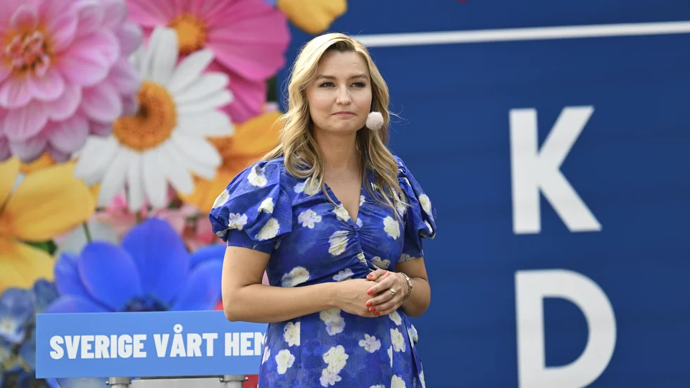 Kristdemokraternas partiledare Ebba Busch (KD) håller tal under politikerveckan i Almedalen.