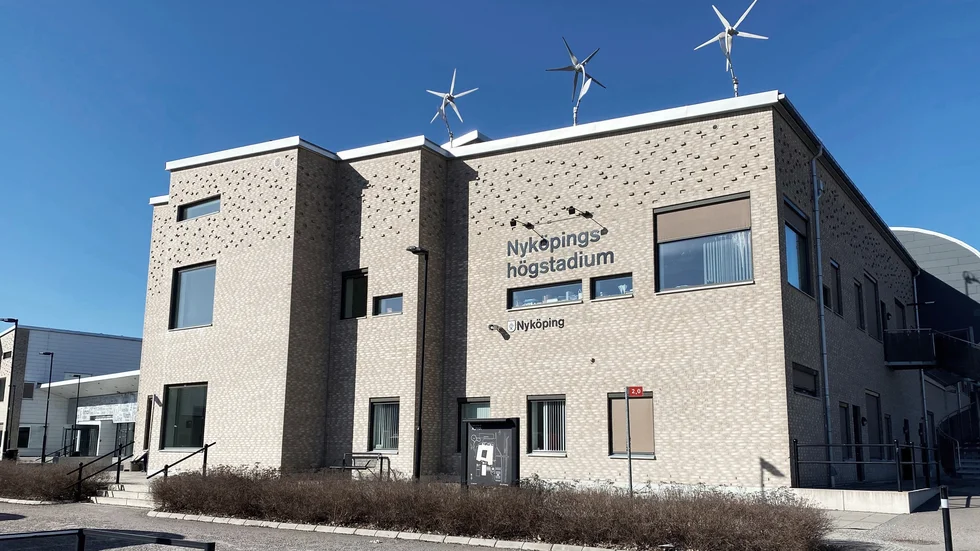 "Det var en incident på Alfaskolans matsal för ett tag sen, gick att läsa i SN" skriver insändarskribenten. 