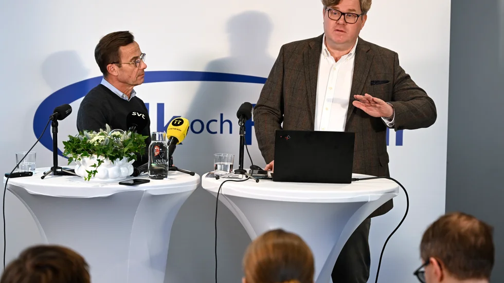 Statsminister Ulf Kristersson (M) och justitieminister Gunnar Strömmer (M) valde att lägga ned en redan pågående korruptionsutredning.