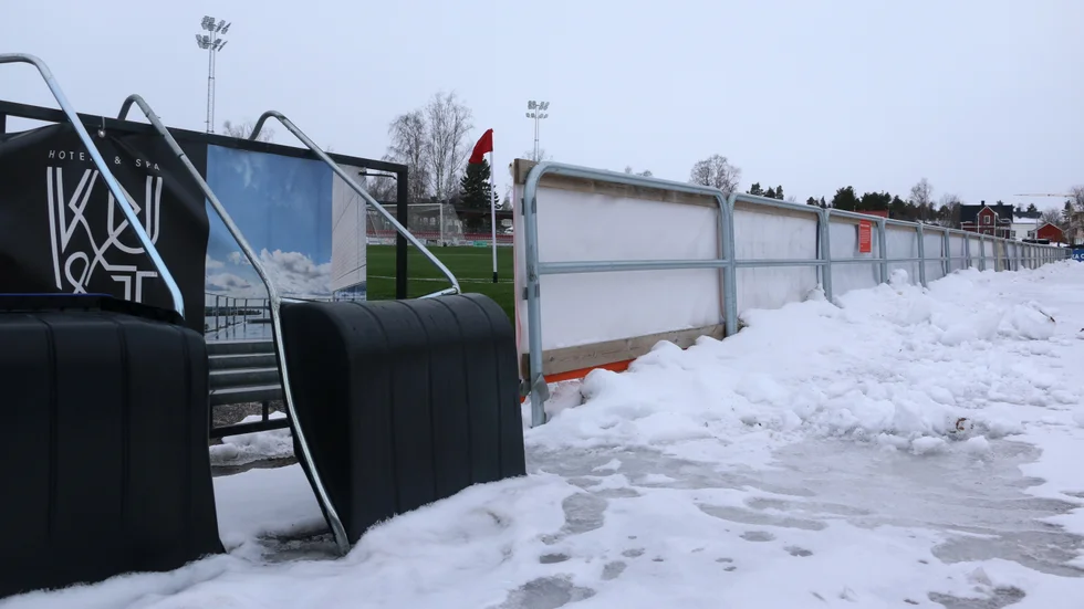 Snöförarna på LF Arena står redo. Det väntas komma snö innan cupsemifinalen mot Rosengård på lördag.
