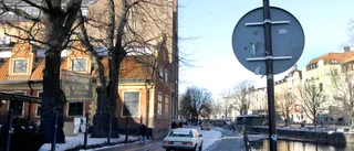 Förbjud biltrafik på ågatorna