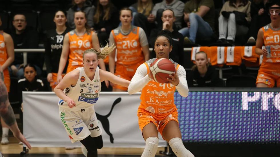 31 poäng, sju returer och två assist mot Luleå. Stella Johnson ser ut att ha väckt slutspelsmonstret. 