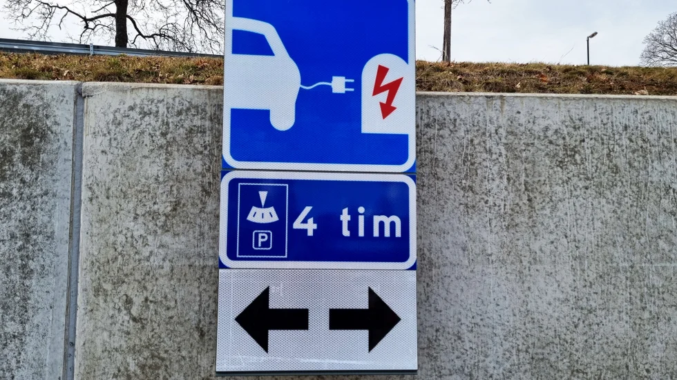 Välkommet med fler elbilsparkeringsplatser i Katrineholm!