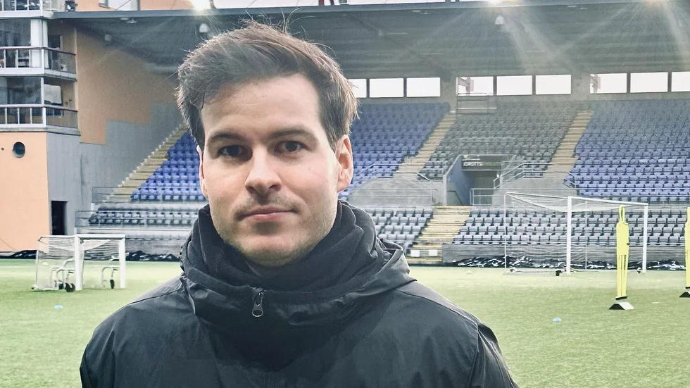 Mark Colvin gör sin första match som huvudtränare i Eskilstuna United när laget möter Uppsala hemma under söndagen.