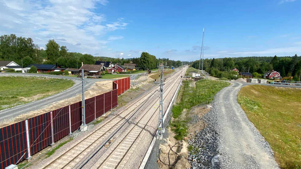 Arbetet med dubbelspåret förbi Godegård är klart. Natten mot måndag släpper Trafikverket på tågtrafiken på den nya banan. Men än återstår en del kringjobb.