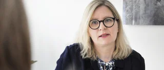 Skarpa kritiken: "En familjepizza i stället för fler lärare"