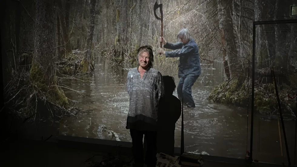 Gustaf Broms utställning "Chop water –carry wood" pågår på Köttinspektionen fram till 19 maj.