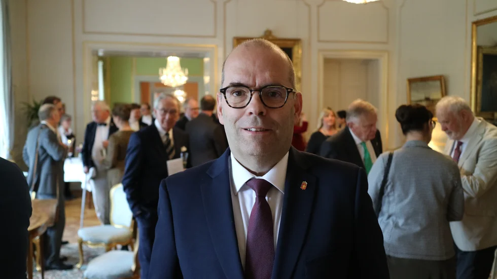 Östergötlands landshövding Carl Fredrik Graf slutar nu då hans förordnande går ut.