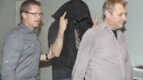 25-åringen från Luleå förnekar brotten han står häktad för, men gör ingen hemlighet av att han sympatiserar med det kriminella nätverket Black Cobra.
