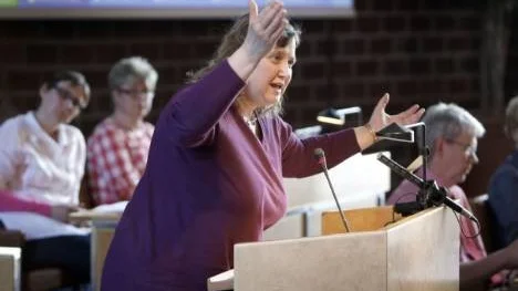 Årets norrbottning, Elisabeth Marklund, är nog den person i Pite älvdal som gjort störst avtryck i samhällsdebatten genom sin kamp för en bättre demensvård. Hon får därför stå som symbol för den politiska återblicken i Pite älvdal och Norrbotten.