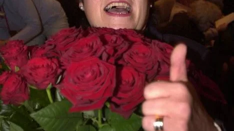 Elvy Söderström, ledamot i partistyrelsens verkställande utskott, gästar S-kongressen i Piteå.