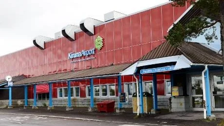 INGA KONKURRENTER. Trots att flygplatsen står inför ombyggnationer efter ökat kundunderlag är SAS ensam operatör på Kiruna flygplats och prisbilden på biljetter är hög under juli och augusti.