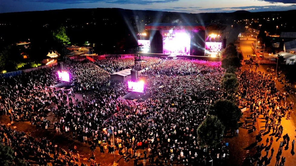 En flicka har anmält att hon blivit våldtagen på festivalen Peace & Love i Borlänge. Fotografiet är från en annan spelning på festivalen. (Arkivbild).