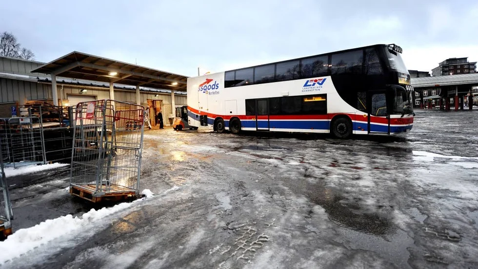 Halka. Halkan har ställt till med problem för Länstrafikens bussar efter vissa sträckor.