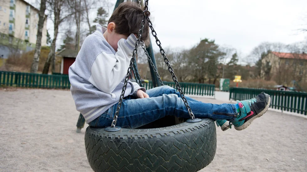 Barnfamiljer är bland de hårdast drabbade av fattigdom i Sverige.
