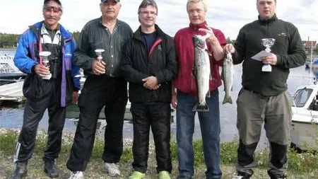 De som fiskade bäst i trollingpremiären i Arjeplog var Albin och Gustav Wallström, Sören och Robert Lundström samt Örjan Arvidsson.
