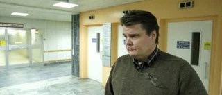Stängda avdelningar tvingas öppna