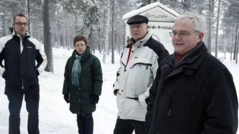 Kappas ledningsgrupp, där bland andra produktionschef Per Swärd, personalchef Ann-Helen Thyni, vd Dirk Poot och tekniske chefen Gunnar Lundkvist ingår, befann sig på ett möte i Jävre i går.
