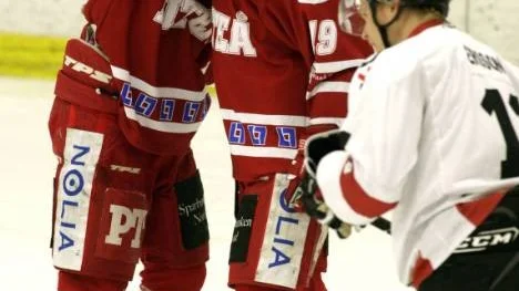 Kent Lindberg är Piteås främste målskytt i vinter. Men det är inte säkert att han kan spela kvällens avslutande match i allettan.