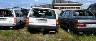 Teknikerna har säkrat spår efter den stora skadegörelsen
