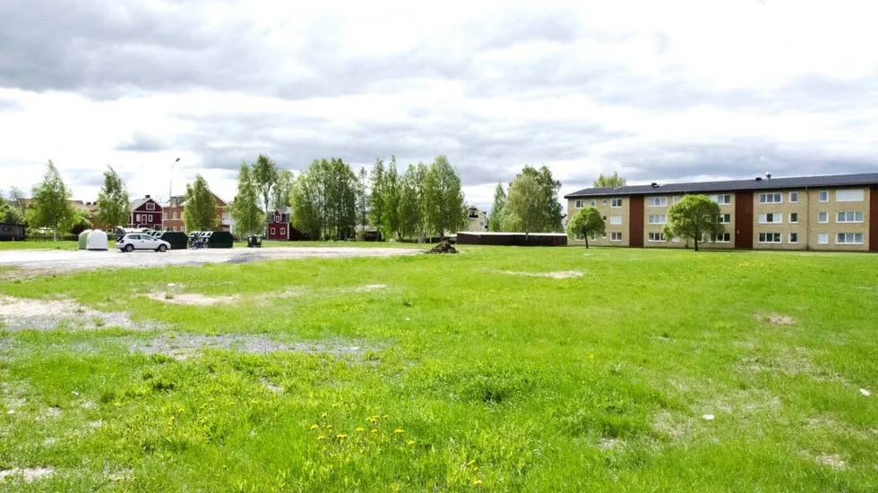 Intresse. Peab för resonemang med Bodens kommun om radhus på kvarteret Ägir i Nedre Stadsdelen. Till höger syns bostadsrätterna nere vid Bodträsket/Östra Strandgatan.
