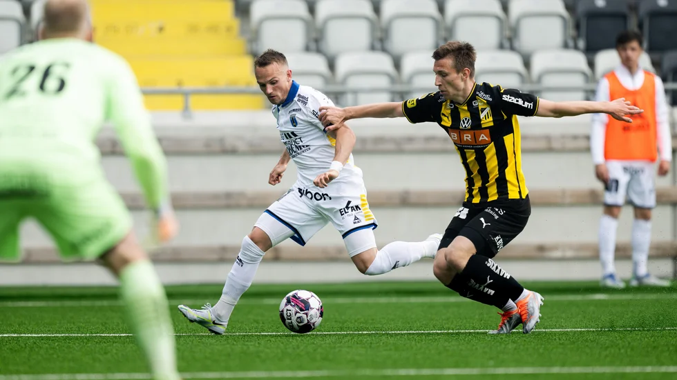 Sirius och Aron Bjarnason möter Häcken.