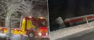 Lastbil i diket – pådrag på E4