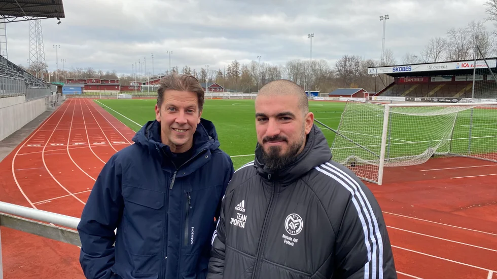 Motala AIF:s ordförande Joakim Ljungqvist och klubbchef Elias Hanna berättar om årsmöte respektive hanteringen av skadeläget i division 2-truppen.