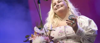 Klang och jubel när Sarah manglade fullsatt Katalin