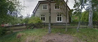 Huset på Stora Vägen 12 i Fjärdhundra sålt för andra gången på kort tid