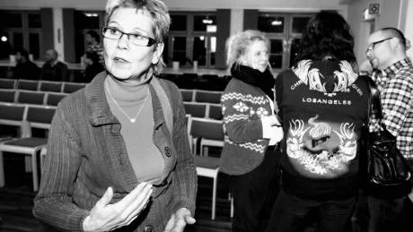 DEBATT. Tina Löttiger, rektor i Västerhejde skola, vet att många föräldrar värderar närheten till naturen högt.