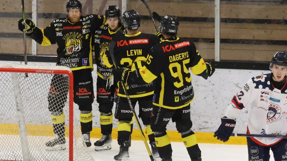 Mål – igen! Vimmerby Hockey är ruskigt bra och effektivt i powerplay.