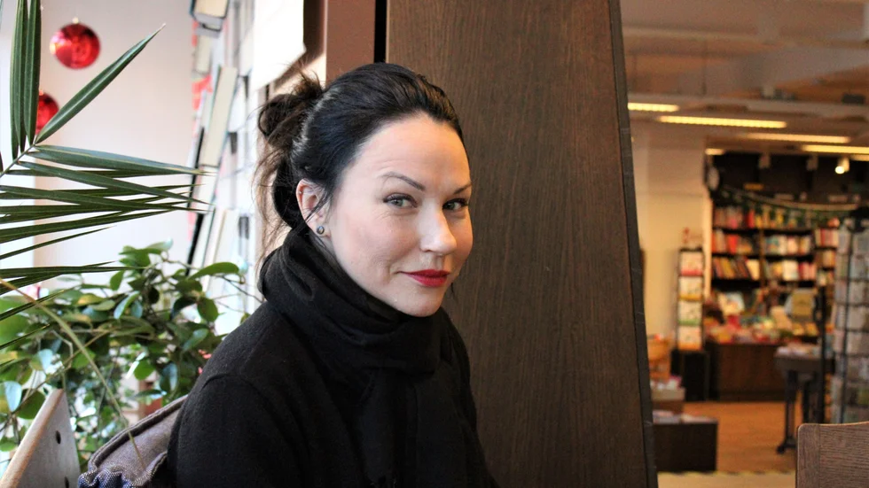 "Vi tar en period i taget och jag vågar inte tänka så himla mycket framåt", säger Emma Harrysson-Karlsson på Vimmerby bokhandel.