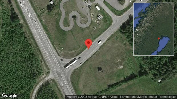 Broöppning ger stopp i trafiken på väg 506