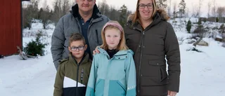 Melwin, 7 år, går i extremt liten klass – är bara tre elever  