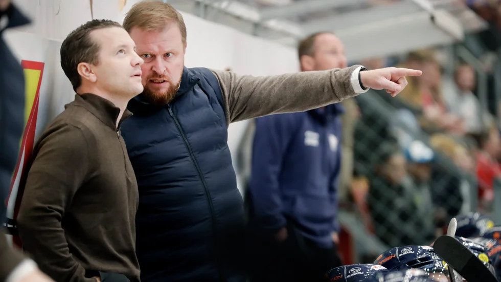 Betydligt bättre på hemmaplan – men samtidigt betydligt sämre på bortaplan. Det har varit den glasklara trenden sedan Klas Östman tog över tränaransvaret i LHC. 