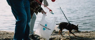 Badstranden drunknar i plast  