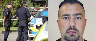 Personal från polisen på plats i Uppsala 